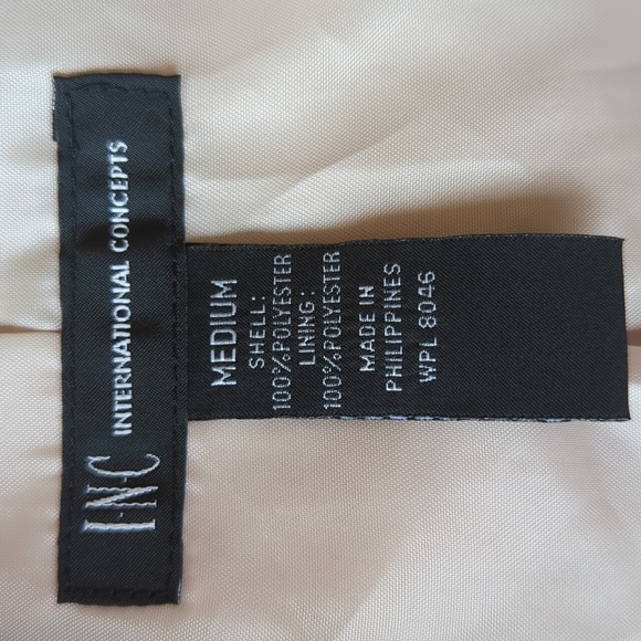 INC Snakeskin Print Sheen Cropped Dressy Blazer M Cream Tan Pattern - Picture 2 of 16